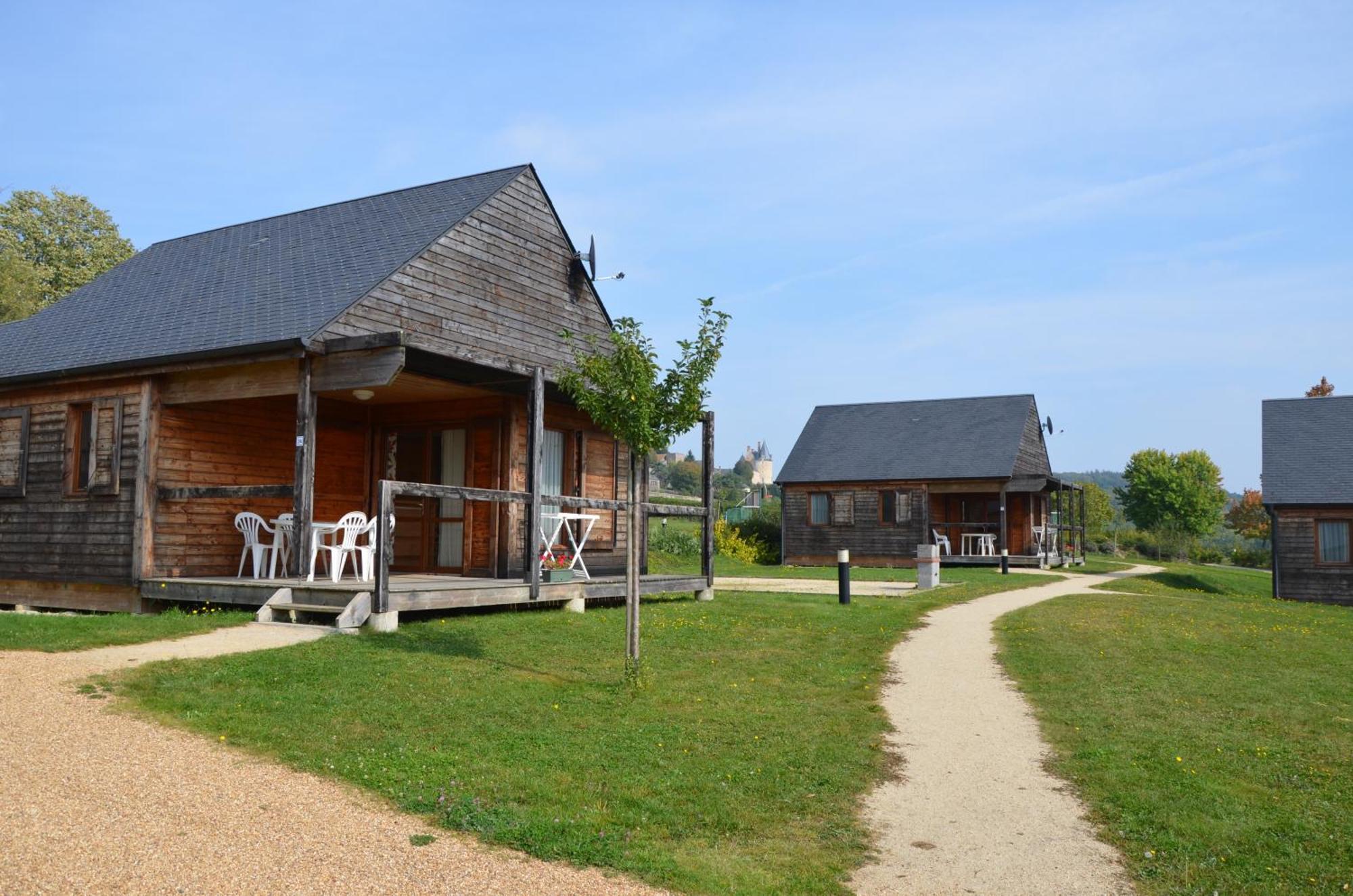 Les De Sainte-suzanne Sainte-Suzanne (Mayenne)
